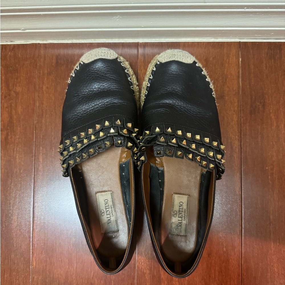 Valentino Rockstud Leather Espadrilles in Black